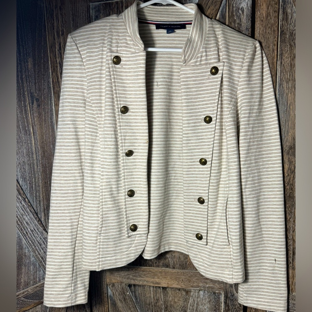 Tommy Hilfiger light jacket